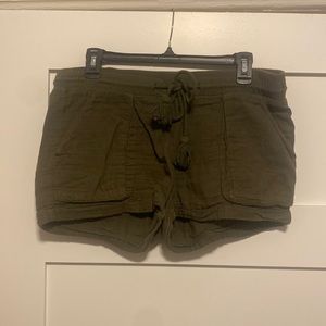 Rewind Army Green Shorts